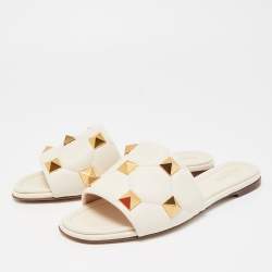 Pre Owned Valentino White Leather Roman Stud Flat Slides Size 37