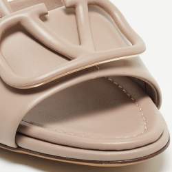 Pre Owned Valentino Beige Leather Escape VLogo Slide Sandals Size 38