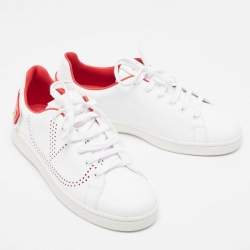 Pre Owned Valentino White Leather Vlogo Rockstud Low Top Sneakers Size 39.5