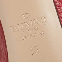 Pre Owned Valentino Red Leather Rockstud Strappy Pointed Toe Pumps Size 39