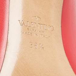 Pre Owned Valentino Red Leather Escape V logo Pumps Size 38.5