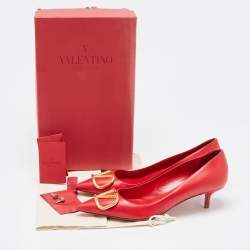 Pre Owned Valentino Red Leather Escape V logo Pumps Size 38.5