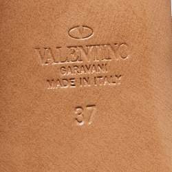 Pre Owned Valentino Gold Foil Leather Rockstud Strappy Flat Sandals Size 37