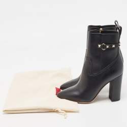 Pre Owned Valentino Black Leather Rockstud Ankle Booties Size 36.5