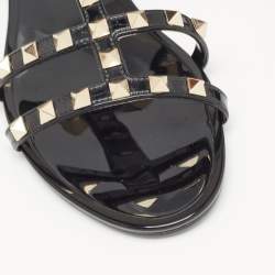 Pre Owned Valentino Black Rubber Rockstud Flat Sandals Size 39