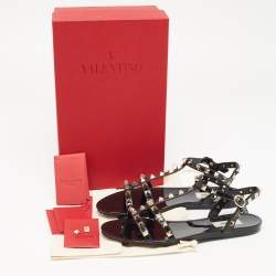 Pre Owned Valentino Black Rubber Rockstud Flat Sandals Size 39
