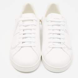 Pre Owned Valentino White Leather Backnet Rockstud Low Top Sneakers Size 39.5