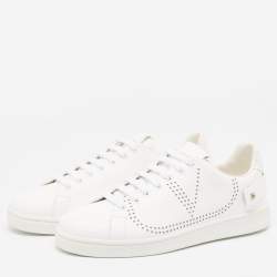 Pre Owned Valentino White Leather Backnet Rockstud Low Top Sneakers Size 39.5