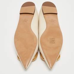 Pre Owned حذاء باليرينا فلات فالنتينو جلد عاجي بالشعار مقاس 37