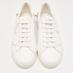 Pre Owned Valentino White Leather Rockstud Low Top Sneakers Size 39