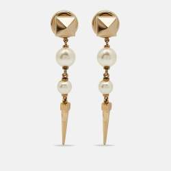 Pre Owned أقراط فالنتينو روكستاد لؤلؤ صناعي ذهبية اللون