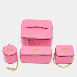 مملوكة مسبقًا Valentino VLogo Pink Leather Cosmetic Case Set