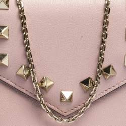 Pre Owned Valentino Light Pink Leather Rockstud Chain Phone Case