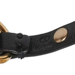 مملوكة مسبقًا Valentino Black Leather Rockstud Loop Bracelet