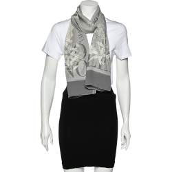 مملوكة مسبقًا Valentino Grey Floral Print Crepe Silk Scarf