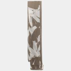 Pre Owned Valentino Olive Green Printed Silk Stole