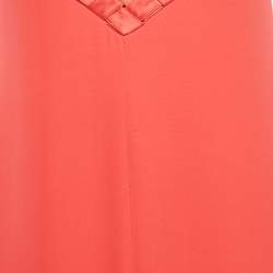 Pre Owned فستان فالنتينو كريب وردي تفاصيل ساتان بلا أكمام ماكسي مقاس كبير (لارج)