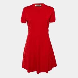 Pre Owned فستان فالنتينو كروشيه أحمر مع تفاصيل دانتيل مقاس كبير (لارج)