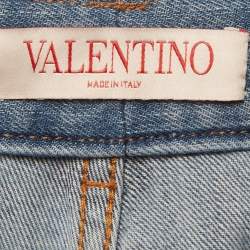 مملوكة مسبقًا بنطلون جينز فالنتينو دينيم أزرق باهت ساق مستقيمة صغير/محيط خصر 26"