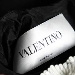 مملوكة مسبقًا Valentino Black Wool & Silk Crepe Embellished Neck Shift Dress M