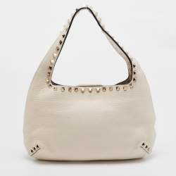 Pre Owned Valentino Off White Leather Rockstud Hobo