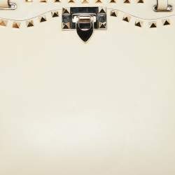 Pre Owned Valentino Off White Leather Rockstud Hobo