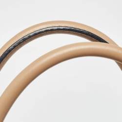 مملوكة مسبقًا Valentino Beige Leather Rockstud Trapeze Tote