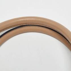 مملوكة مسبقًا Valentino Beige Leather Rockstud Trapeze Tote