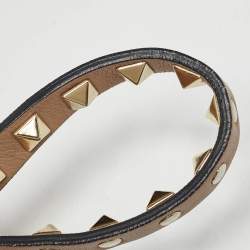 مملوكة مسبقًا Valentino Beige Leather Rockstud Trapeze Tote