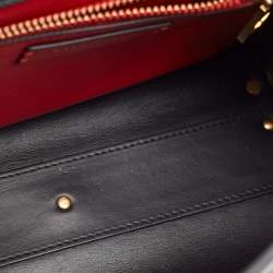 مملوكة مسبقًا Valentino Black Leather Small VSling Top Handle Bag