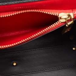 مملوكة مسبقًا Valentino Black Leather Small VSling Top Handle Bag