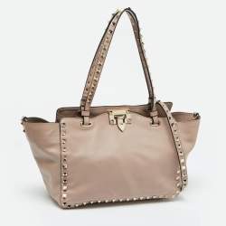 Pre Owned Valentino Pink Leather Medium Rockstud Trapeze Tote