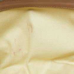 Pre Owned Valentino Beige Leather Rockstud Shoulder Bag