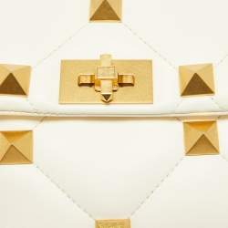 Pre Owned Valentino White Quilted Leather Medium Roman Stud Top Handle Bag