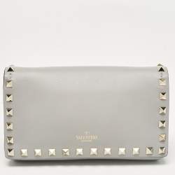 Pre Owned Valentino Ash Blue Leather Rockstud Chain Clutch