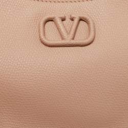 مملوكة مسبقًا Valentino Rose Cannelle Leather Mini VLogo Hobo