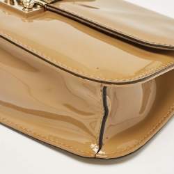 Pre Owned Valentino Beige Patent Leather Medium Rockstud Glam Lock Shoulder Bag