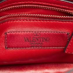 Pre Owned Valentino Red Quilted Leather Medium Rockstud Spike Top Handle Bag