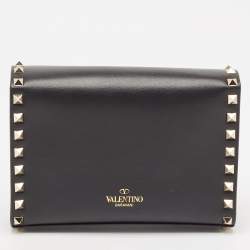 Pre Owned Valentino Black Leather Small Rockstud Flap Crossbody Bag