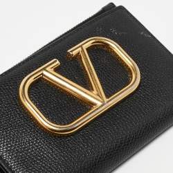 Pre Owned Valentino Black Leather V-Logo Signature Compact Wallet