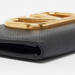 Pre Owned Valentino Black Leather V-Logo Signature Compact Wallet