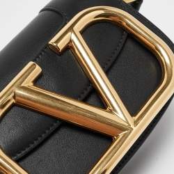 Pre Owned Valentino Black Leather Small Supervee Crossbody Bag