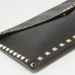 Pre Owned Valentino Black Leather Rockstud Envelope Pouch