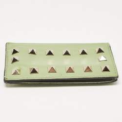 Pre Owned Valentino Green Leather Rockstud Card Holder