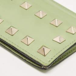 Pre Owned Valentino Green Leather Rockstud Card Holder