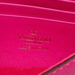 Pre Owned Valentino Fuchsia Leather Rockstud Envelope Wristlet Clutch