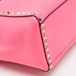 Pre Owned Valentino Hot Pink Leather Medium Rockstud Trapeze Tote