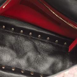 مملوكة مسبقًا Valentino Metallic Pink Quilted Leather Medium Rockstud Spike Top Handle Bag