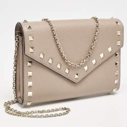 Pre Owned Valentino Beige Leather Rockstud Envelope Wallet on Chain