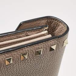 Pre Owned Valentino Beige Leather Rockstud Envelope Wallet on Chain